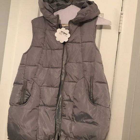 Grey vest from Shop Hopes - Picture 2 of 2